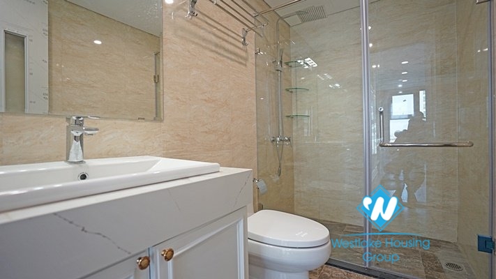 2 bedroom apartment for rent at D 'Le Roi Soleil Xuan Dieu, Tay Ho.